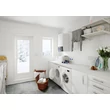 Design modern pompă de căldură Daikin ETBX16E9W7 cu încălzitor electric